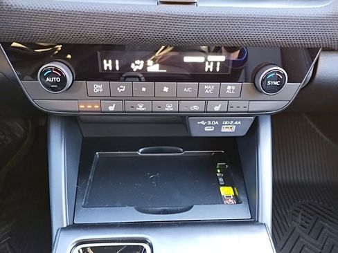 Used 2026 Subaru Outback Limited XT image 31