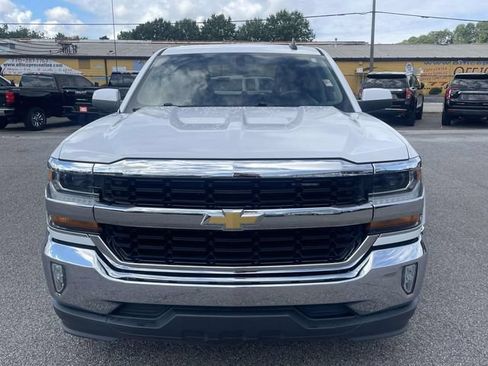 Used 2018 Chevrolet Silverado 1500 LT w/ All Star Edition RWD image 10
