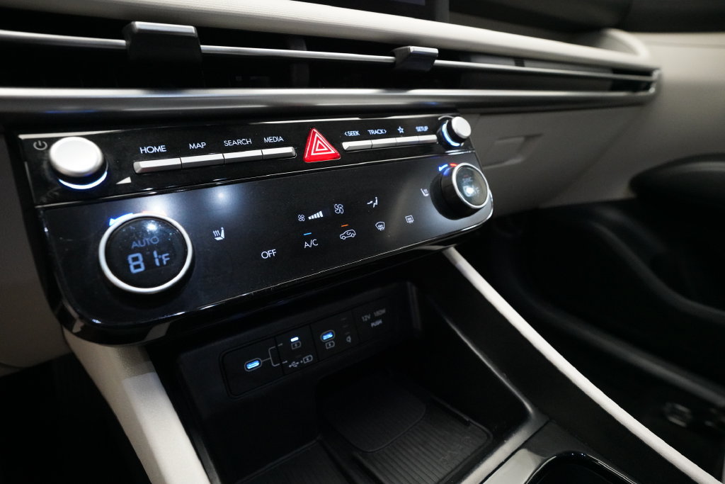 Used 2025 Hyundai Tucson SEL AWD/4WD image 21