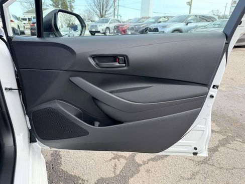 Certified 2025 Toyota Corolla LE image 11