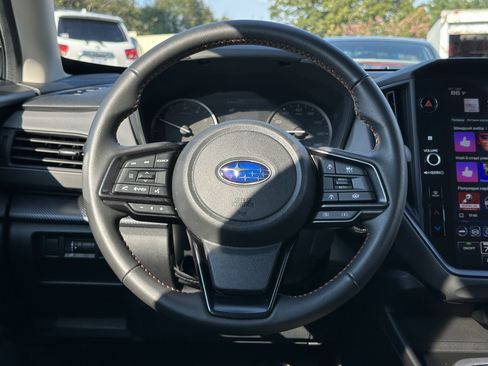 Used 2025 Subaru Crosstrek 2.5i Limited AWD/4WD image 19