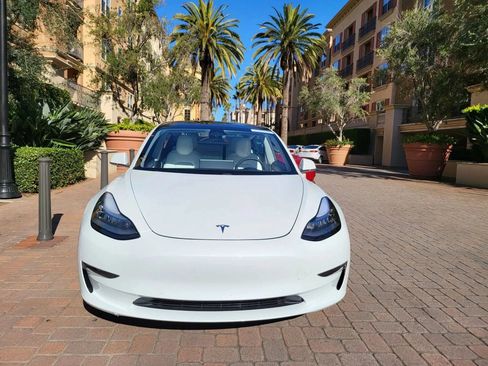 Used 2020 Tesla Model 3 Long Range AWD/4WD image 3