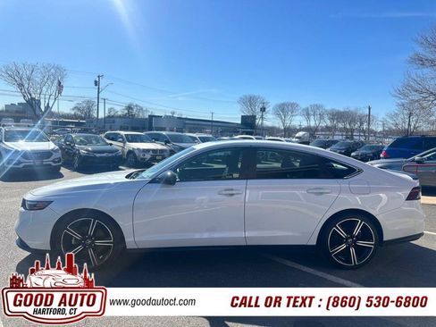 Used 2023 Honda Accord Sport image 5