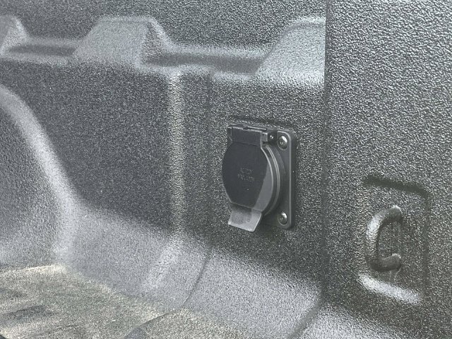 Used 2023 Chevrolet Colorado ZR2 w/ ZR2 Convenience Package III AWD/4WD image 22