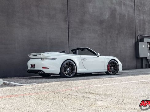 Used 2015 Porsche 911 Carrera 4S AWD/4WD image 20