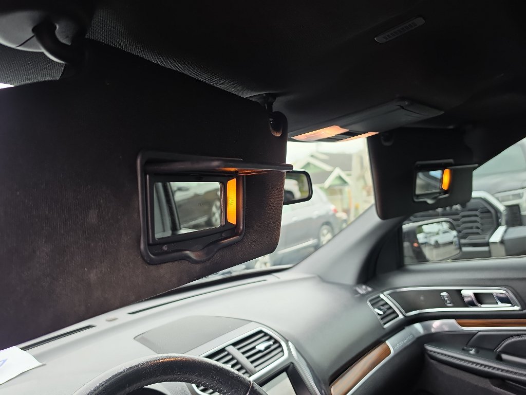 Used 2019 Ford Explorer Limited w/ Class III Trailer Tow Package AWD/4WD image 15
