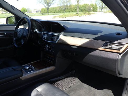 Used 2011 Mercedes-Benz E 350 4MATIC Sedan image 22