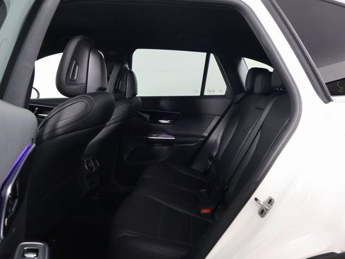 Certified 2026 Mercedes-Benz GLC 300 image 11