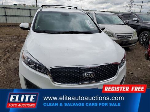 Used 2016 Kia Sorento LX w/ LX Convenience Package AWD/4WD image 10