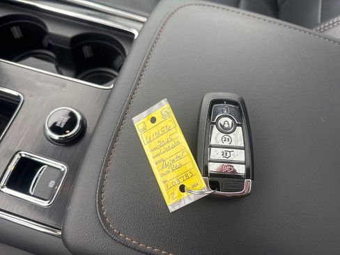 Used 2025 Lincoln Aviator Reserve w/ Equipment Group 201A image 29