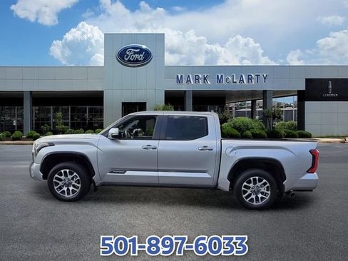 Used 2024 Toyota Tundra Platinum AWD/4WD image 2