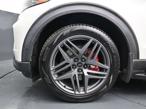 Used 2021 Ford Explorer ST w/ Equipment Group 401A AWD/4WD image 17