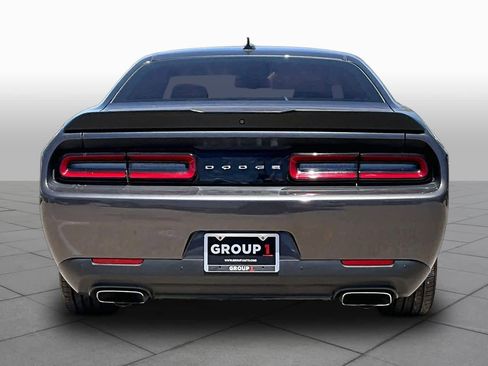 Used 2022 Dodge Challenger R/T Scat Pack RWD image 5