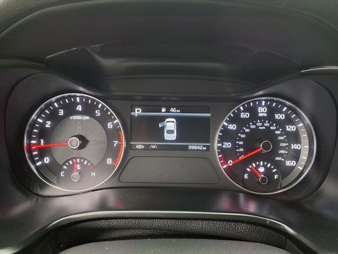 Used 2023 Kia Forte LXS w/ LXS Technology Package image 12