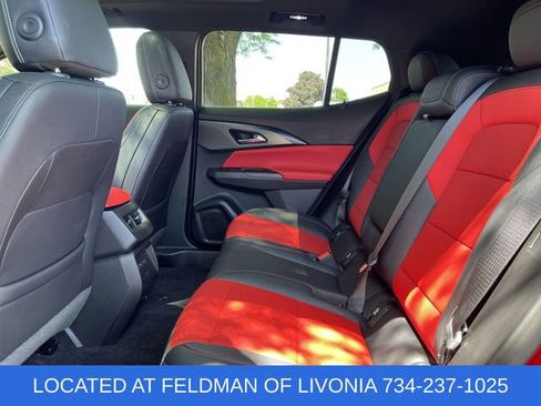 Used 2025 Chevrolet Equinox EV RS w/ Convenience Package II FWD image 24