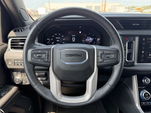 Used 2024 GMC Yukon Denali w/ Max Trailering Package AWD/4WD image 18