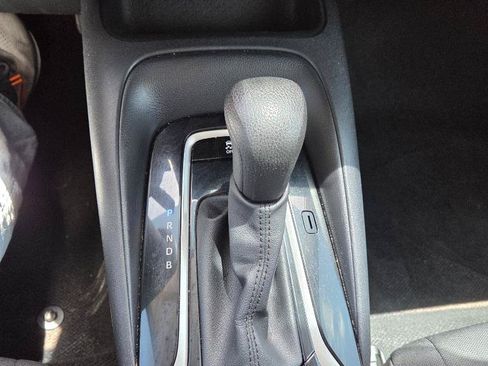 Used 2022 Toyota Corolla LE FWD image 15