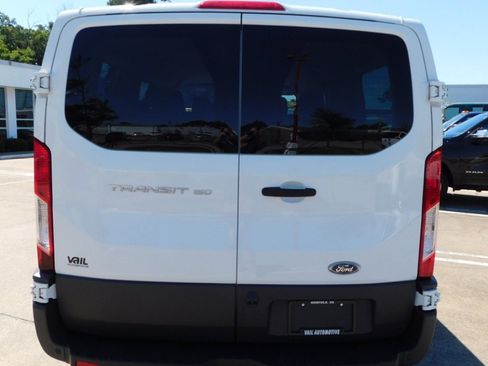 Used 2016 Ford Transit 150 XL image 3