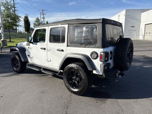 Used 2021 Jeep Wrangler Unlimited Sport AWD/4WD image 7