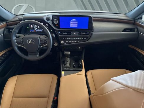Certified 2025 Lexus ES 300h w/ Premium Package FWD image 13
