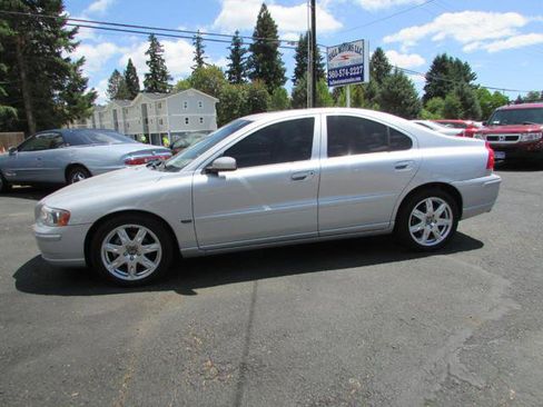 Used 2006 Volvo S60 2.5T image 1