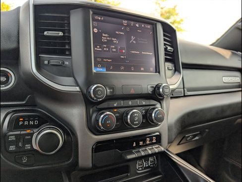 Used 2022 RAM 1500 Big Horn AWD/4WD image 19