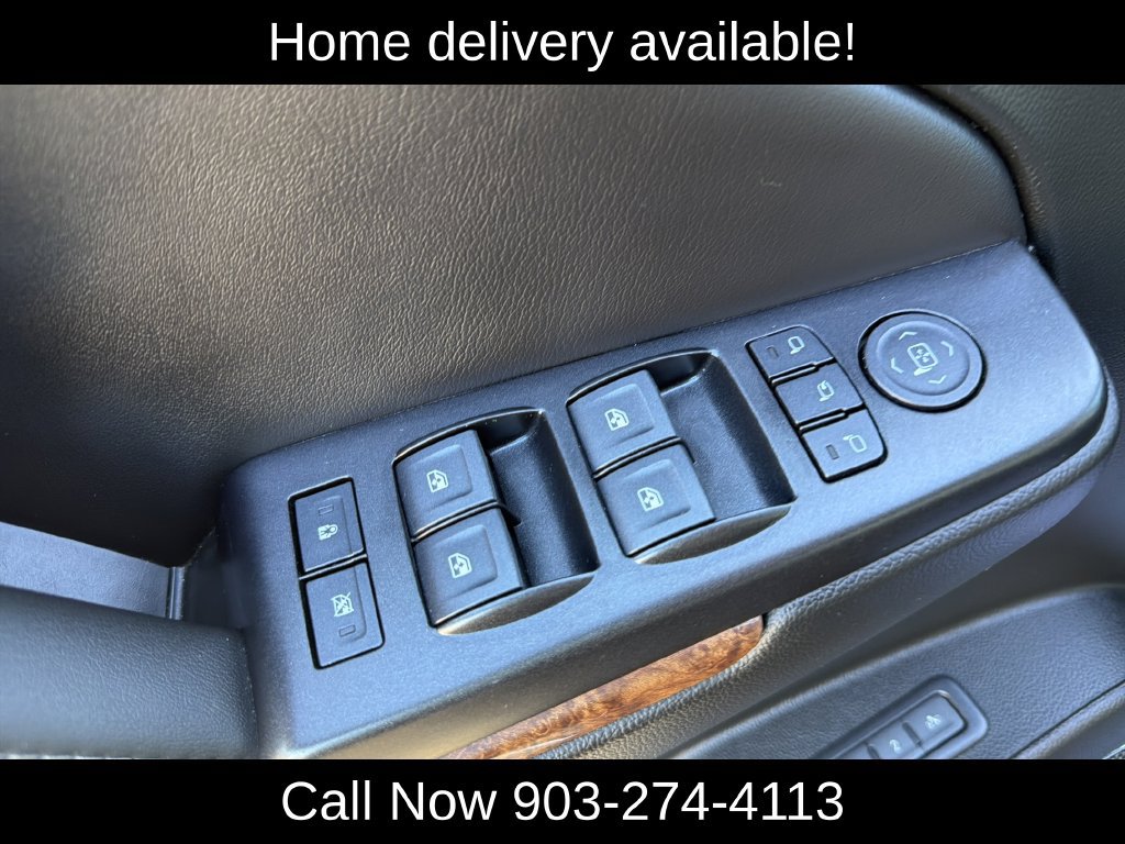 Used 2017 Chevrolet Suburban Premier RWD image 13