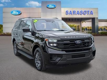 Used 2025 Ford Expedition Active