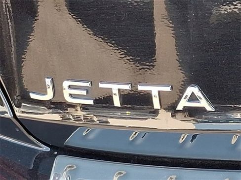 Certified 2024 Volkswagen Jetta SEL image 30