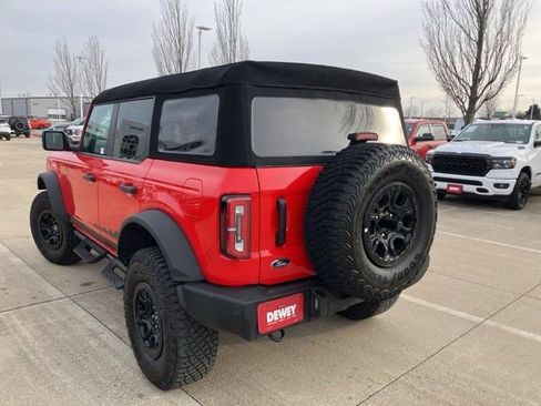 Used 2024 Ford Bronco Wildtrak image 9