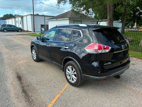 Used 2016 Nissan Rogue SV w/ SV Premium Package AWD/4WD image 4