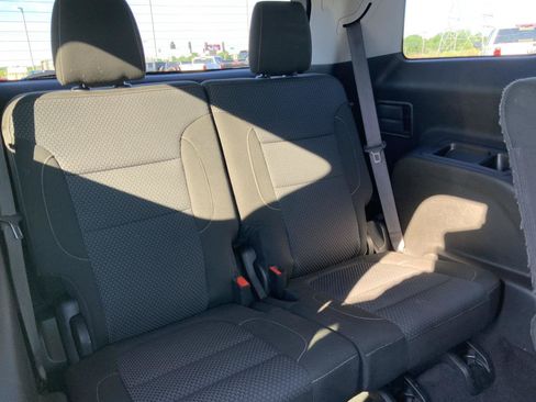 Used 2021 GMC Acadia SLE w/ Elevation Edition FWD image 56
