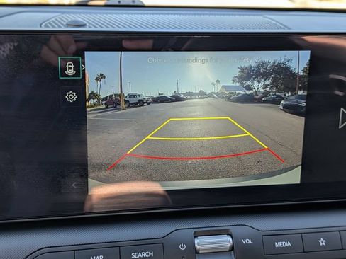 Certified 2025 Kia K4 FWD image 21