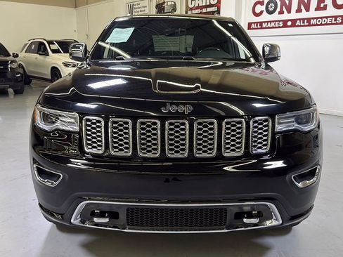 Used 2018 Jeep Grand Cherokee Overland w/ Trailer Tow Group IV RWD image 5