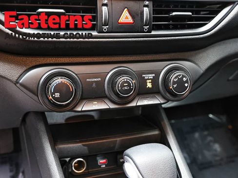 Used 2023 Kia Forte LXS w/ LXS Technology Package FWD image 20