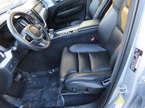 Used 2018 Volvo XC60 T6 Inscription w/ Convenience Package AWD/4WD image 7