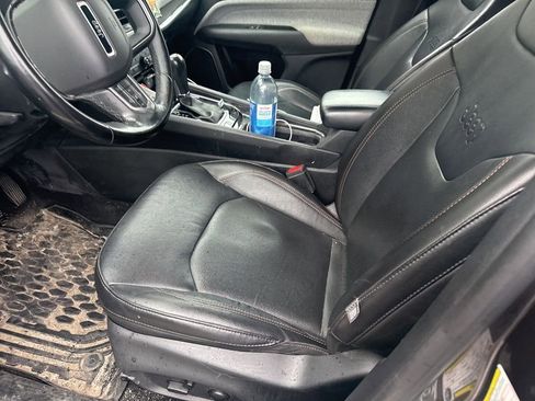 Used 2022 Jeep Compass Latitude AWD/4WD image 10