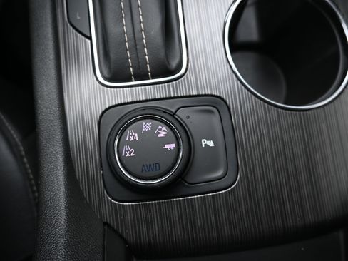 Used 2019 GMC Acadia SLT image 17