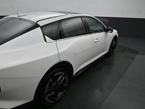 Used 2025 Kia K4 GT-Line w/ GT-Line Premium Package FWD image 15