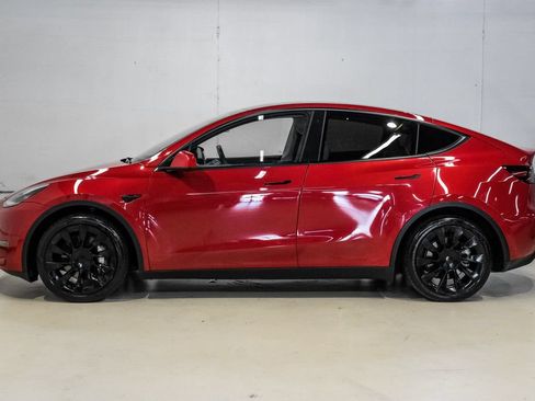 Used 2022 Tesla Model Y Long Range AWD/4WD image 16