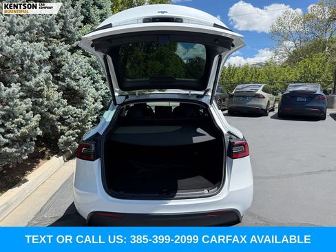 Used 2023 Tesla Model Y Long Range AWD/4WD image 33