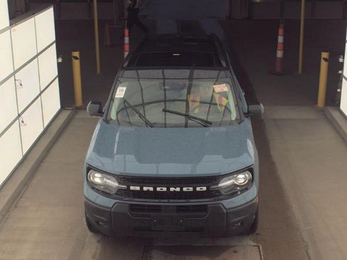 Used 2025 Ford Bronco Sport Outer Banks w/ Outer Banks Tech Package+ image 3