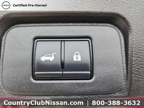 Certified 2024 Nissan Rogue SL w/ SL Premium Package image 30