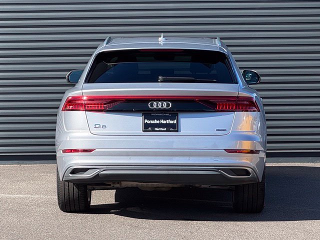 Used 2022 Audi Q8 Premium AWD/4WD image 6