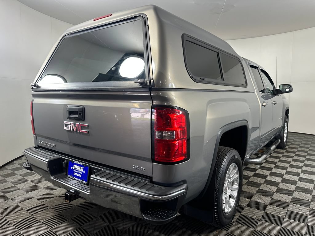 Used 2017 GMC Sierra 1500 SLE w/ SLE Value Package AWD/4WD image 5