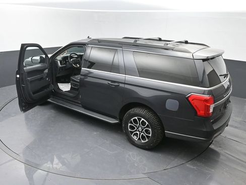Used 2023 Ford Expedition Max XLT AWD/4WD image 31