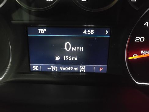 Used 2021 Chevrolet Tahoe LT w/ LT Signature Package AWD/4WD image 23