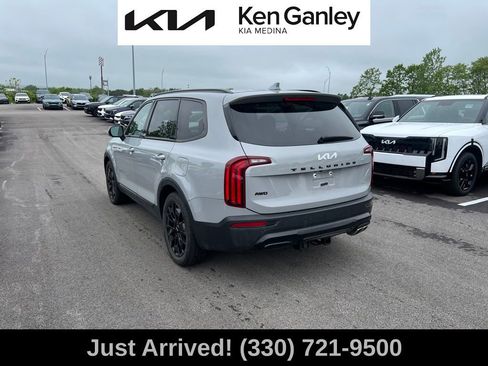 Certified 2022 Kia Telluride SX w/ SX Prestige Package AWD/4WD image 7