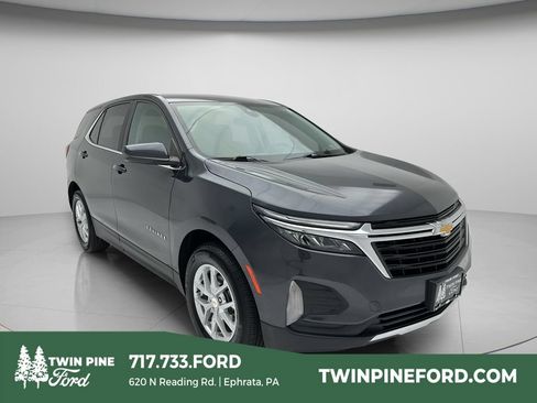 Used 2023 Chevrolet Equinox LT FWD image 1