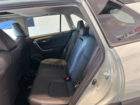 Used 2022 Toyota RAV4 XLE Premium AWD/4WD image 16